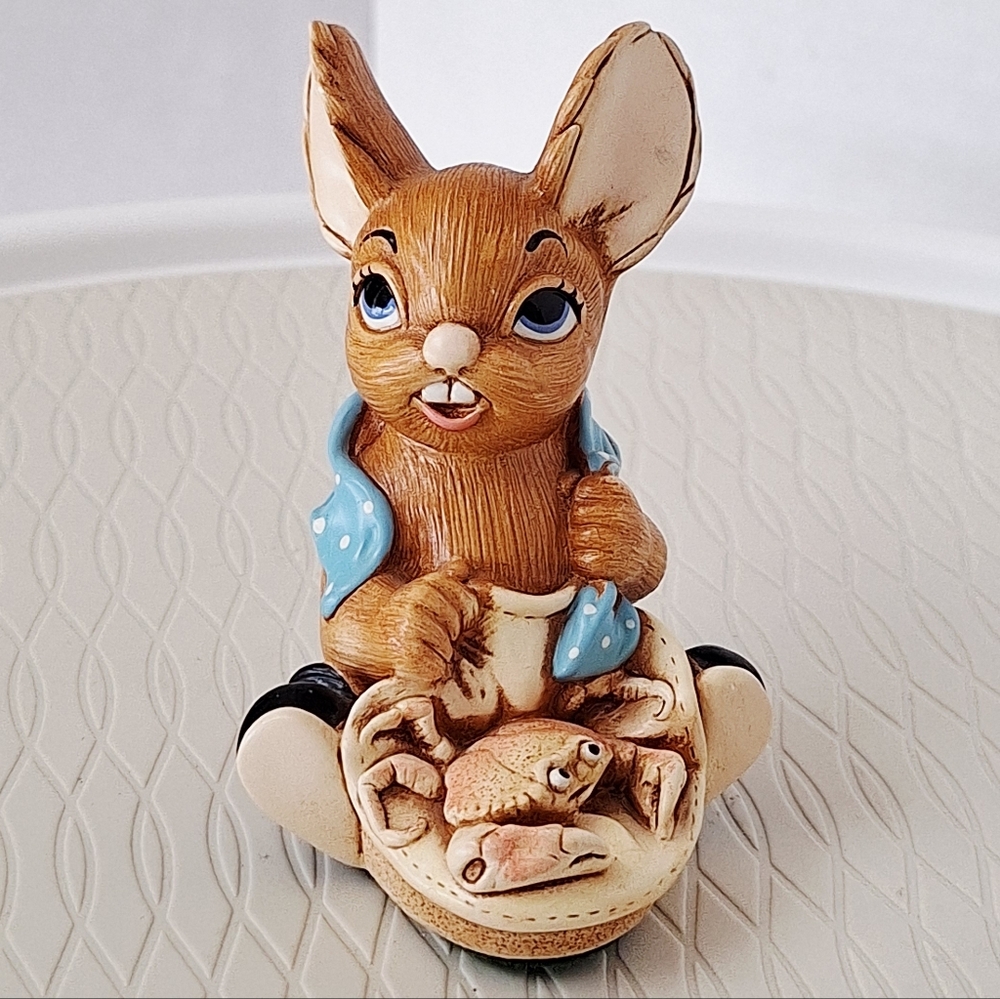 🩵Vtg Pendelfin🩵 "Nipper" Charming Rabbit Figurine w/a Crab *England🤍